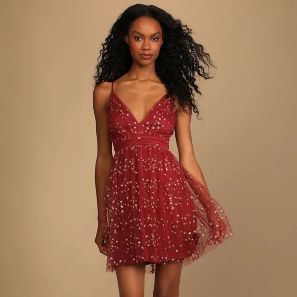 Lulus Favorite Moment Burgundy and Gold Star Print Skater Dress Medium